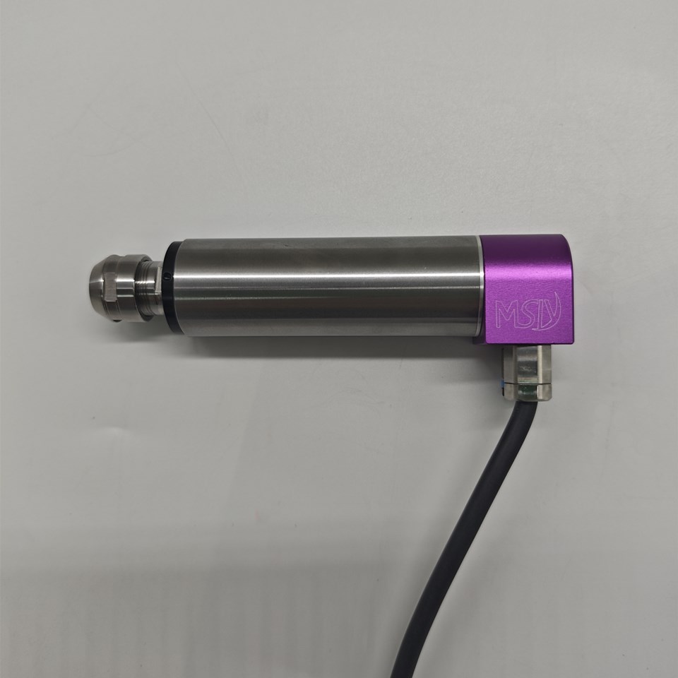 MSIY-2510 brushless electric spindle, with an outer diameter of 25mm, can be directly installed on 25mm outer diameter cutting machines, walking machines or non-standard equipment for use. The speed can be adjusted to 10000 revolutions per minute and can be used for precision machining such as drilling, milling, cutting, etc.