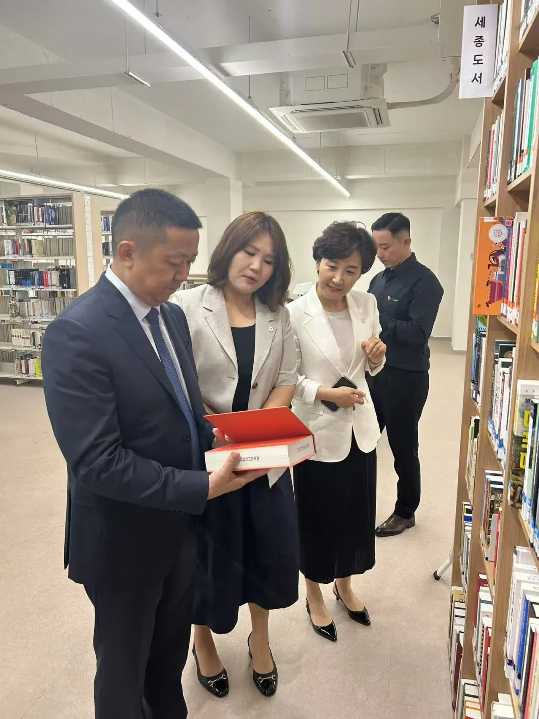 640 (49).png 640 (49).png