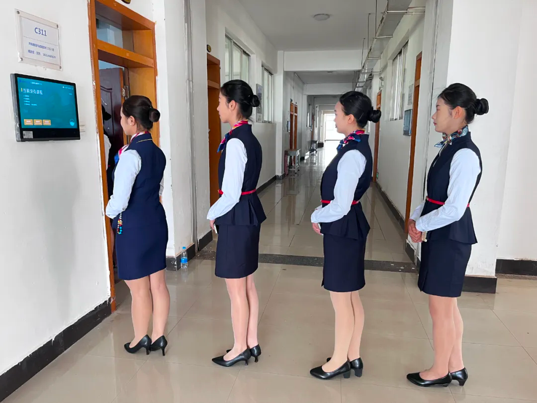 Sanya Phoenix International Airport Security Check Intern Campus Special Recruitment