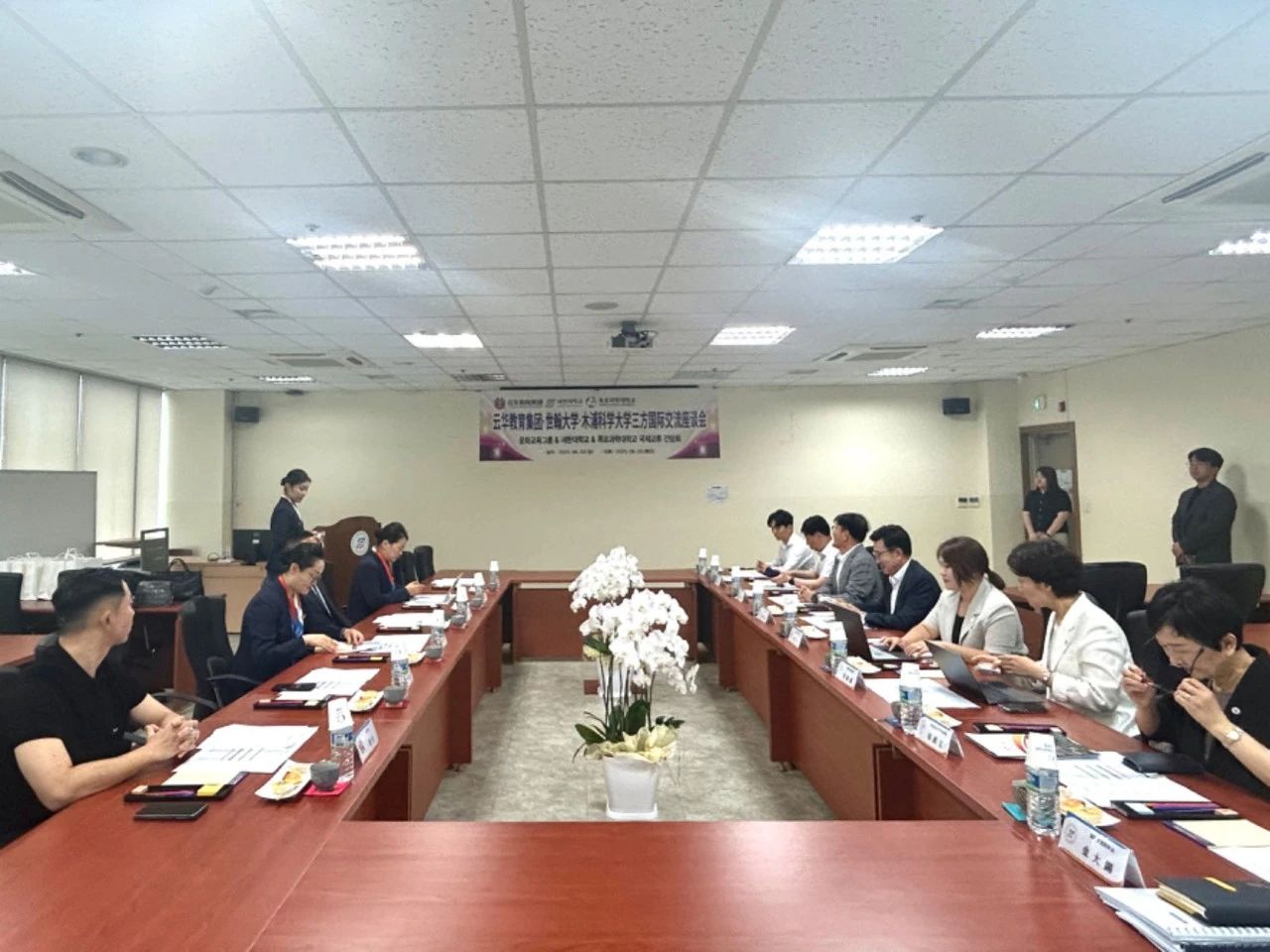 Yunhua Education Group conducted an in-depth investigation of 